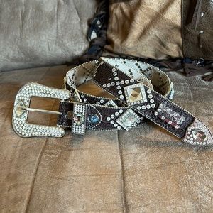 Brown leather bling belt. Size large